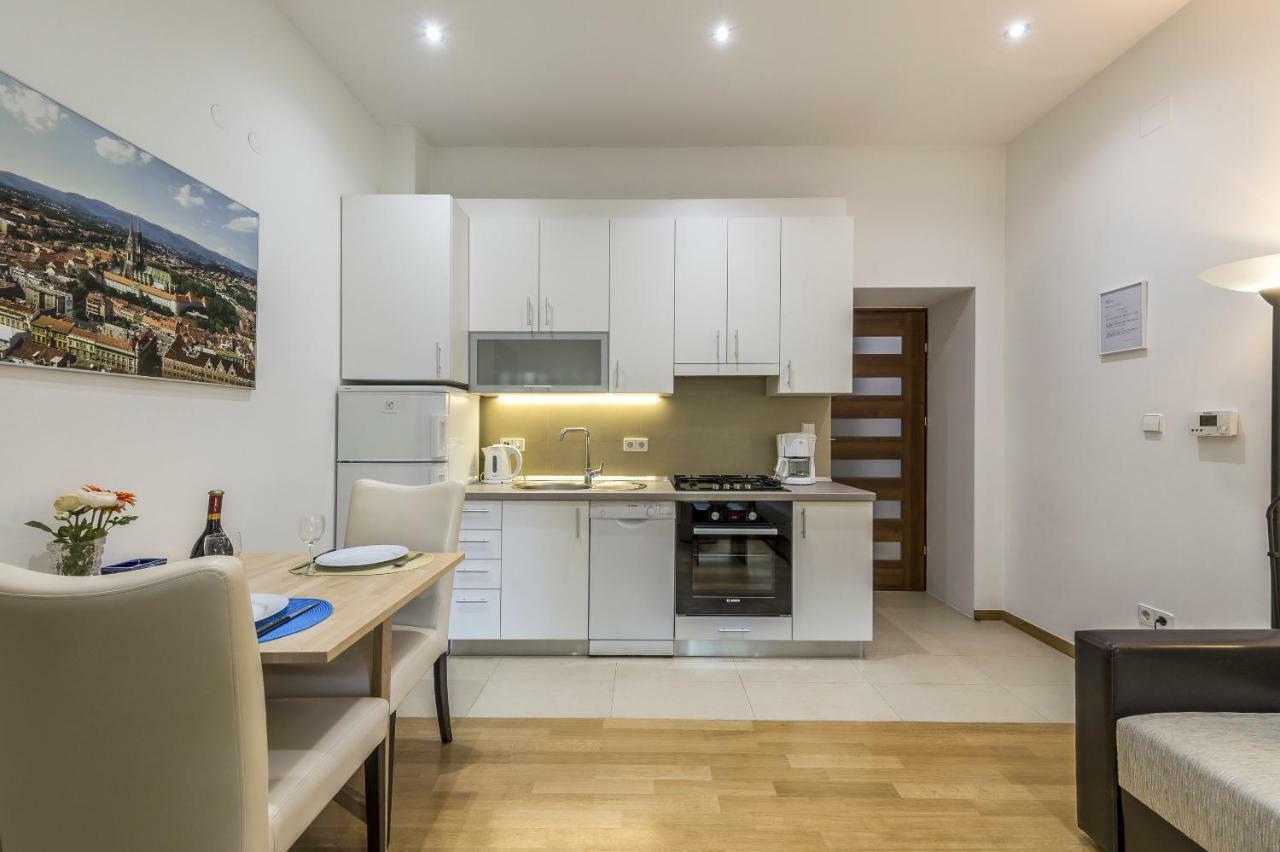 Apartment Bartol Zagreb Bagian luar foto